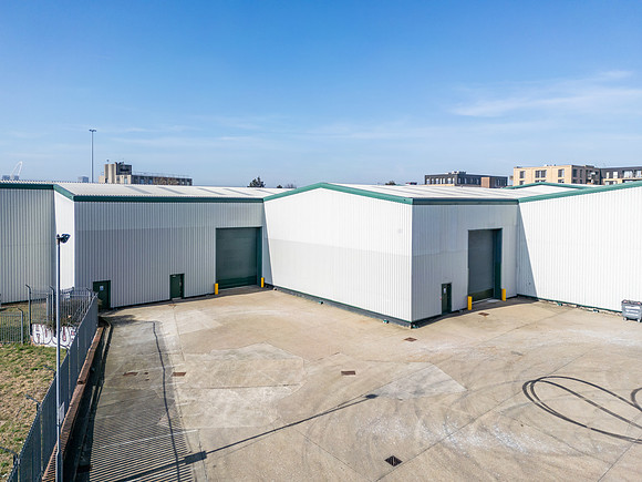 Falcon Park - Neasden-170
