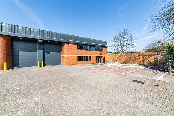 Unit 25 Abbey Road Industrial Estate-9