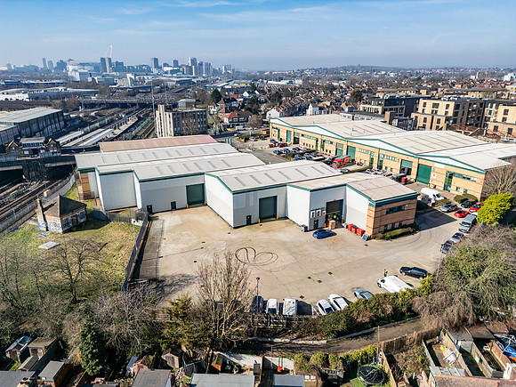 Falcon Park - Neasden-148