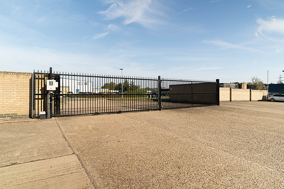 Caxton Road 033