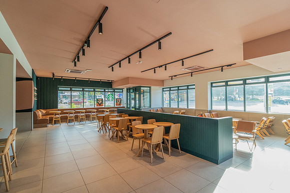 Lipshook-starbucks-06617