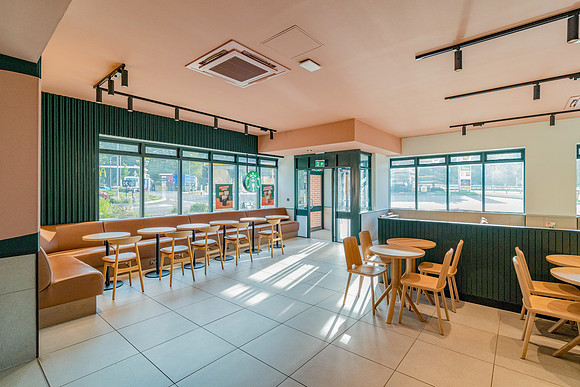 Lipshook-starbucks-06619