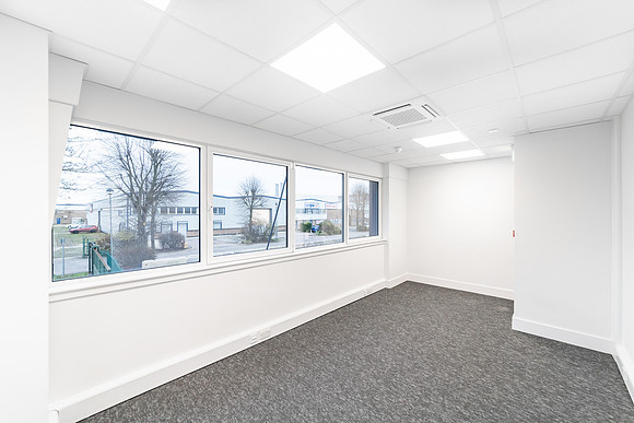 Unit 14 Trident Ind Estate 019
