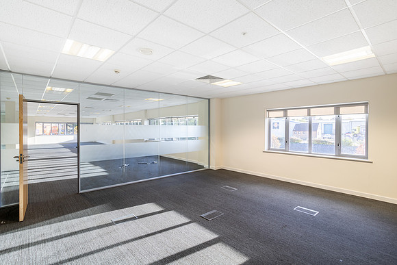 Sapphire House - Rushden-6