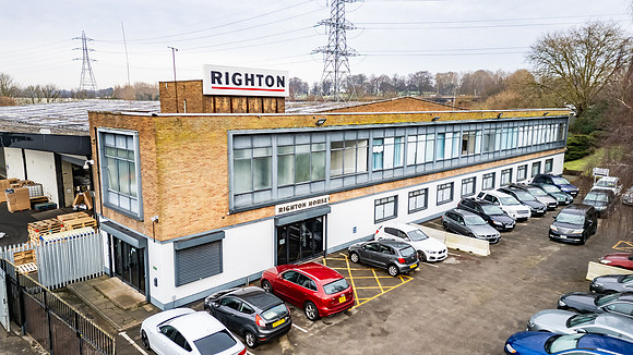 Righton_Hse_113