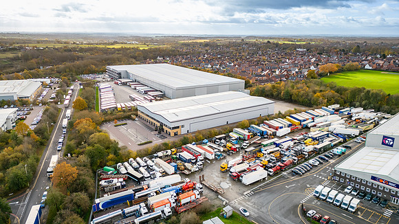 Unit 16 Ashby Park-20