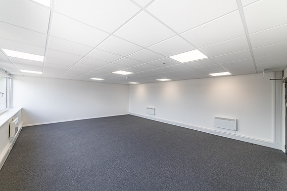Units 5 - 12a -14 - Eldon Way Ind Biggleswade 013