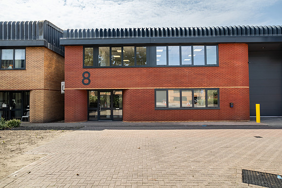Unit8_AR_01
