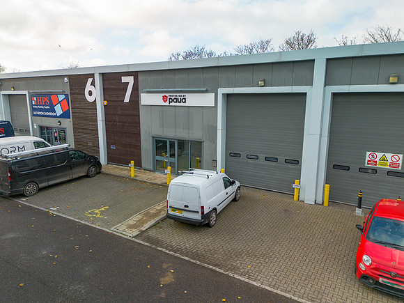 Chichester Trade Centre - Unit 7 - Aerials - 001
