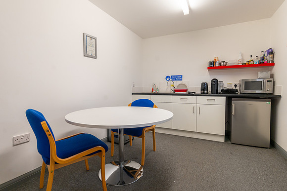 Chichester Trade Centre - Unit 7 - Interiors - 002
