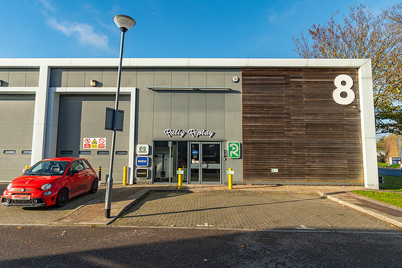 Chichester Trade Centre - Unit 8 - Exteriors - 004