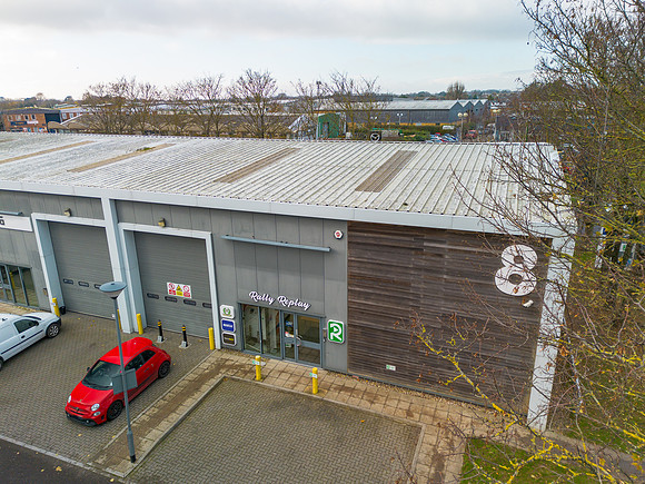 Chichester Trade Centre - Unit 8 - Aerials - 002