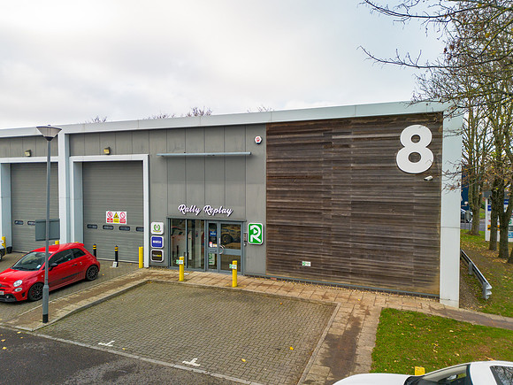 Chichester Trade Centre - Unit 8 - Aerials - 003