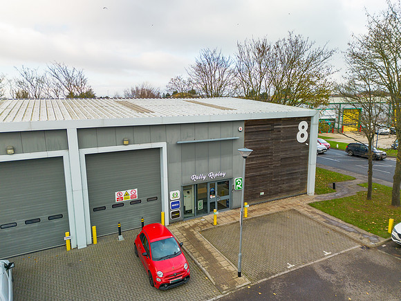 Chichester Trade Centre - Unit 8 - Aerials - 005