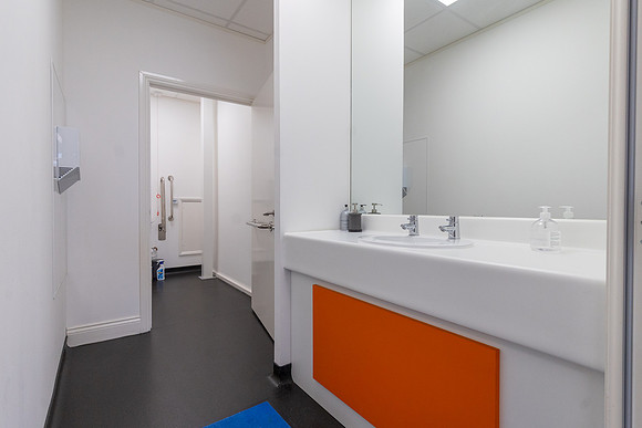 Chichester Trade Centre - Unit 8 - Interiors - 022