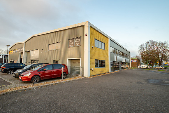 Chichester Trade Centre - Unit 10 - Exteriors - 006
