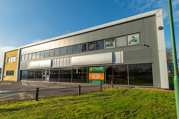 Chichester Trade Centre - Unit 11 - Exteriors - 002