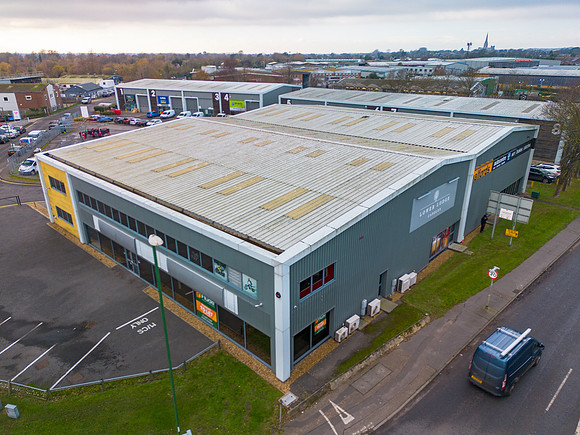 Chichester Trade Centre - Unit 11 - Aerials - 002