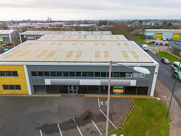 Chichester Trade Centre - Unit 11 - Aerials - 004