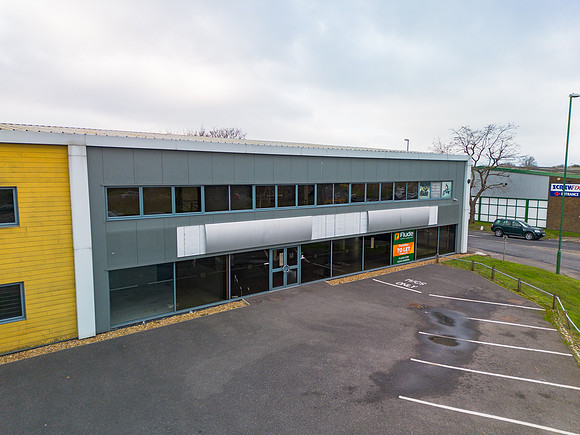 Chichester Trade Centre - Unit 11 - Aerials - 007