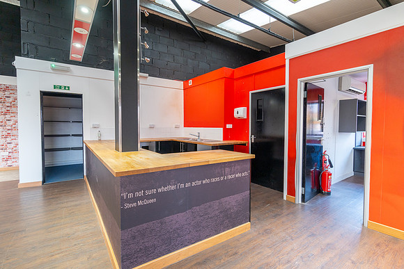Chichester Trade Centre - Unit 11 - Interiors - 007