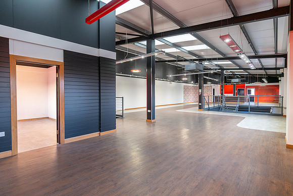 Chichester Trade Centre - Unit 11 - Interiors - 010