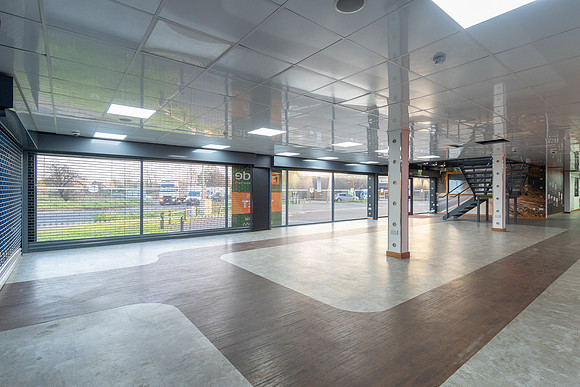 Chichester Trade Centre - Unit 11 - Interiors - 017