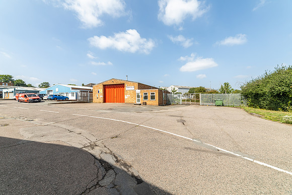 Commerce Way - Leighton Buzzard-13