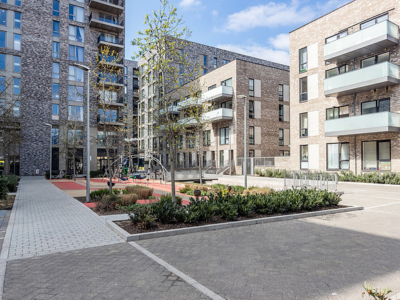 Aberfeldy_Sq_126