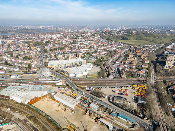 Falcon Park - Neasden-129