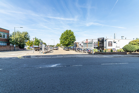 Wellington_Park_Ind_Estate059