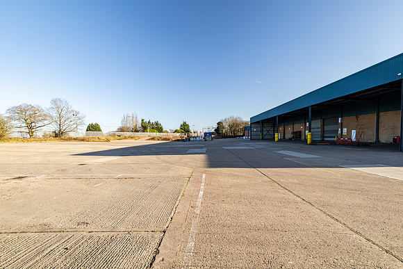 Northampton West - Nether Heyford-70