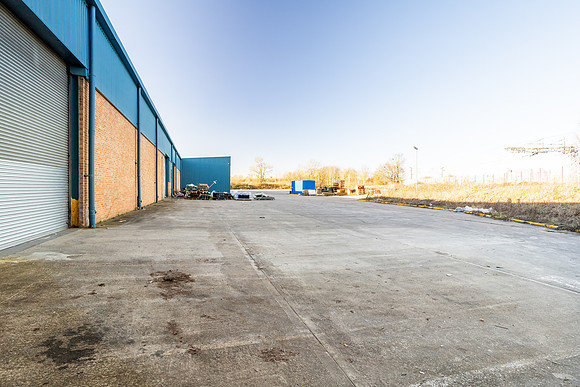 Northampton West - Nether Heyford-77