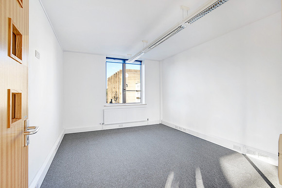 BRE_Park_Buildings16&17_GroundLevel_WellsDesign (167 of 232)