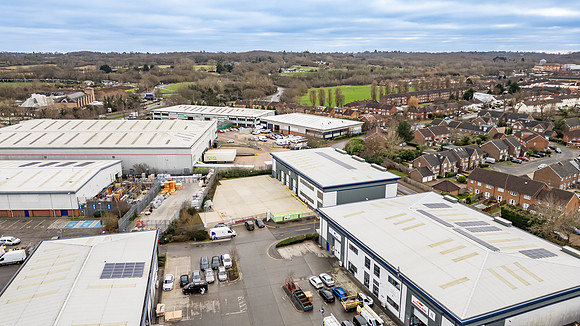 Unit E Elstree Trade Park-45