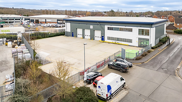 Unit E Elstree Trade Park-67