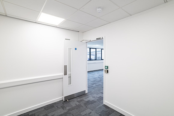 Unit E Elstree Trade Park-73