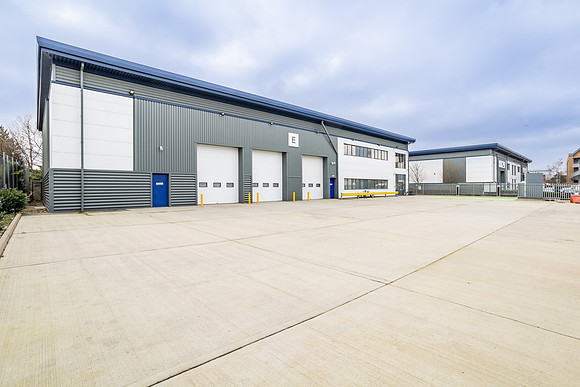 Unit E Elstree Trade Park-92