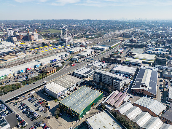 Units 2 and 3 - Oxgate Centre-89