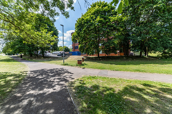 Pyramid Close - Weston Favell-103