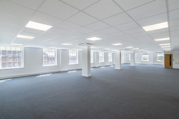 Roseanne House 3rd Floor Suite - Welwyn Grden City-12