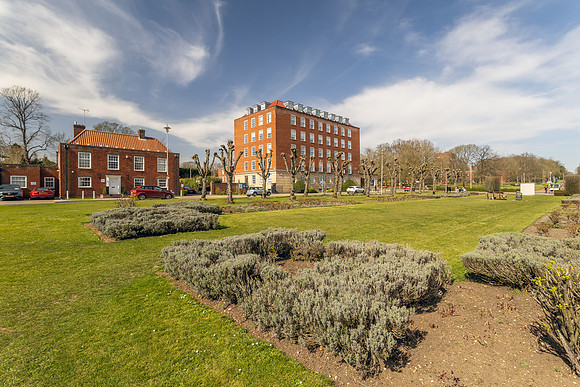 Rosanne House 088