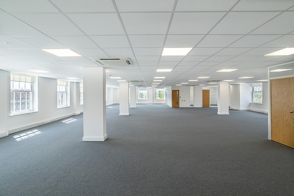 Roseanne House 3rd Floor Suite - Welwyn Grden City-13