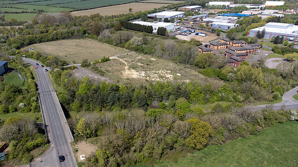 Tripark Corby-111