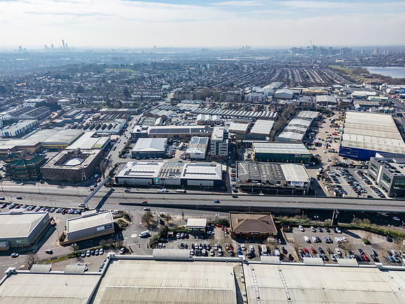 Units 2 and 3 - Oxgate Centre-77