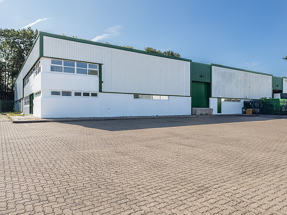 Brackmills_Central_113