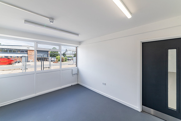 Units 5 - 12a -14 - Eldon Way Ind Biggleswade 014