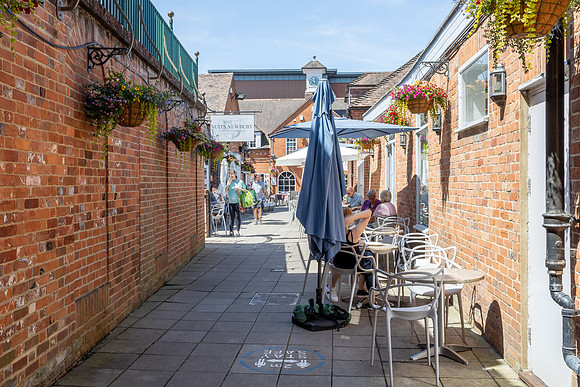 30-31 Northbrook Street - Newbury 010