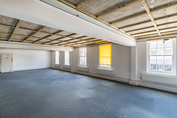 30-31 Northbrook Street - Newbury 048