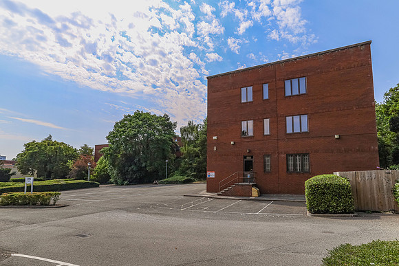 Woodlands House 05